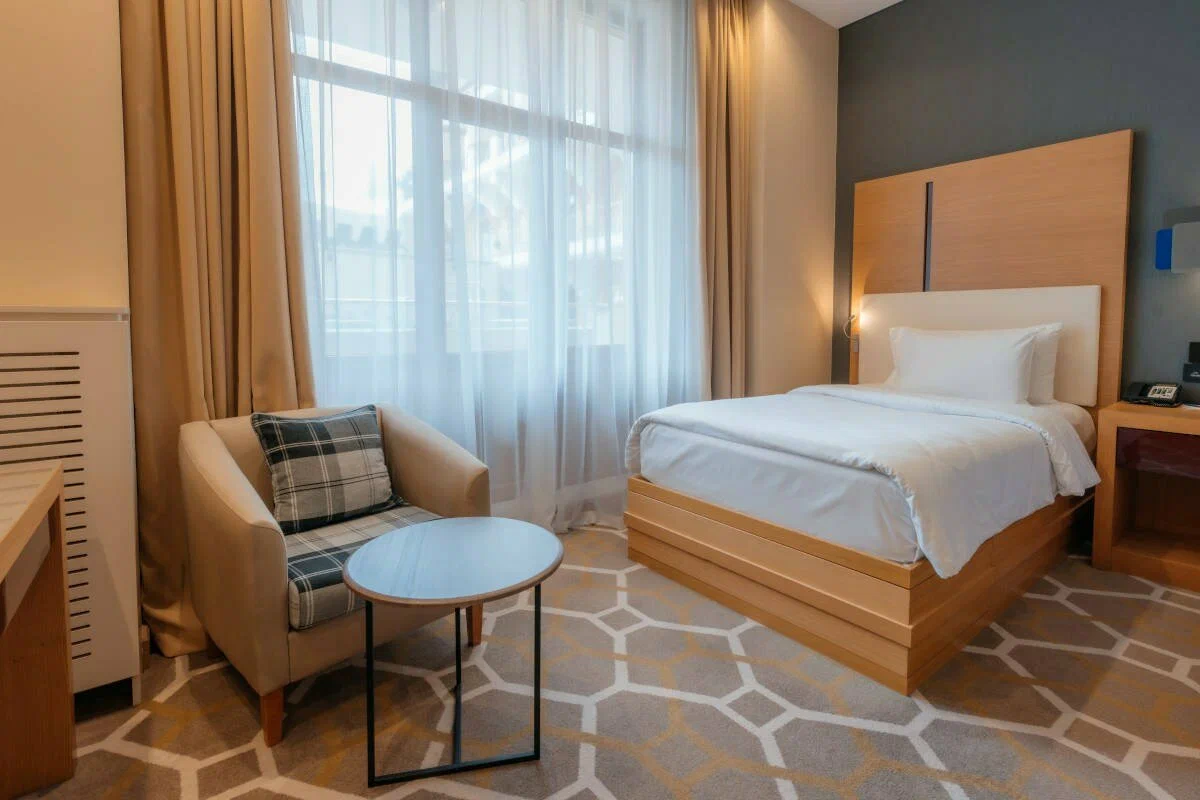Superior — номер Novotel Красная Поляна, фото 2